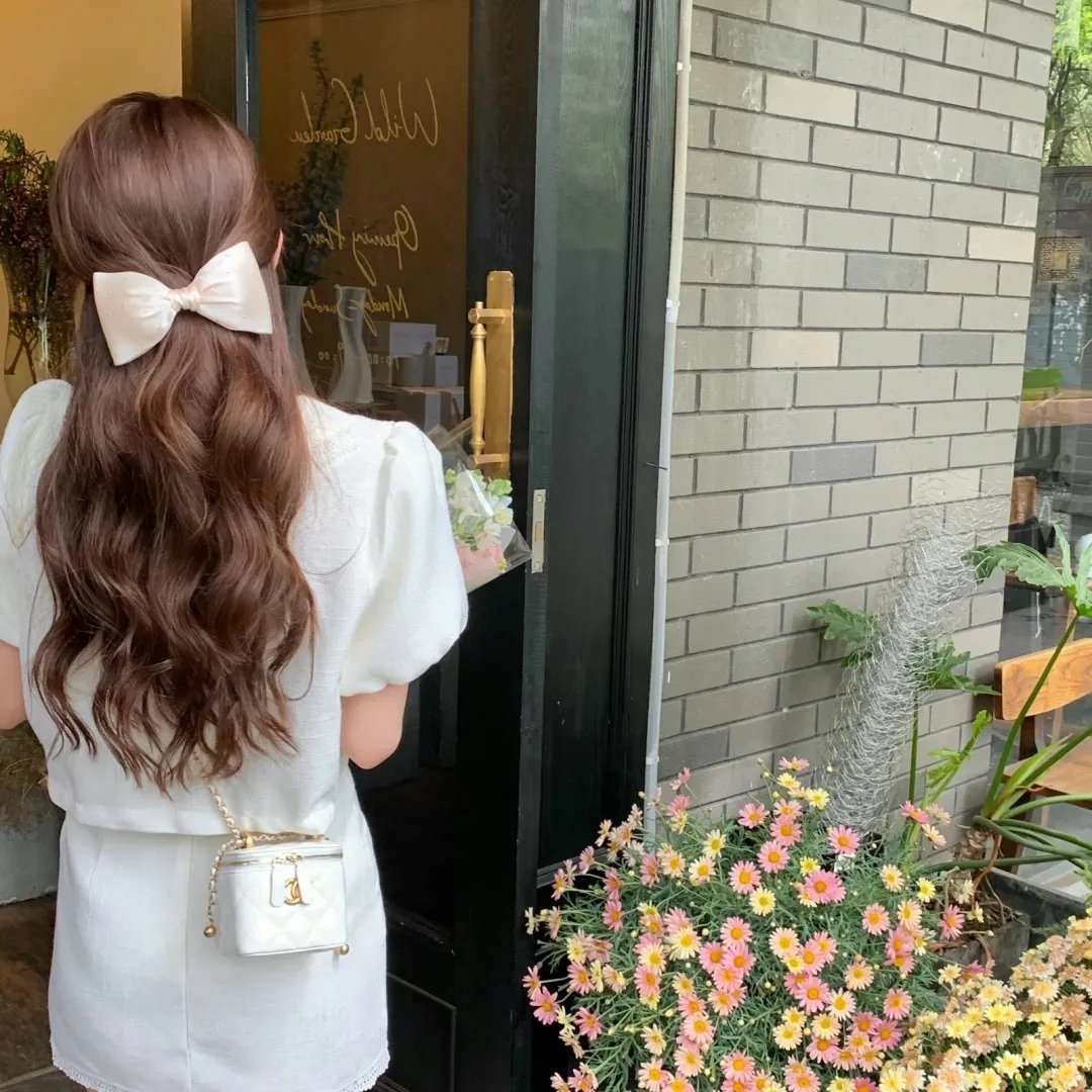 鼠洞里的好朋友